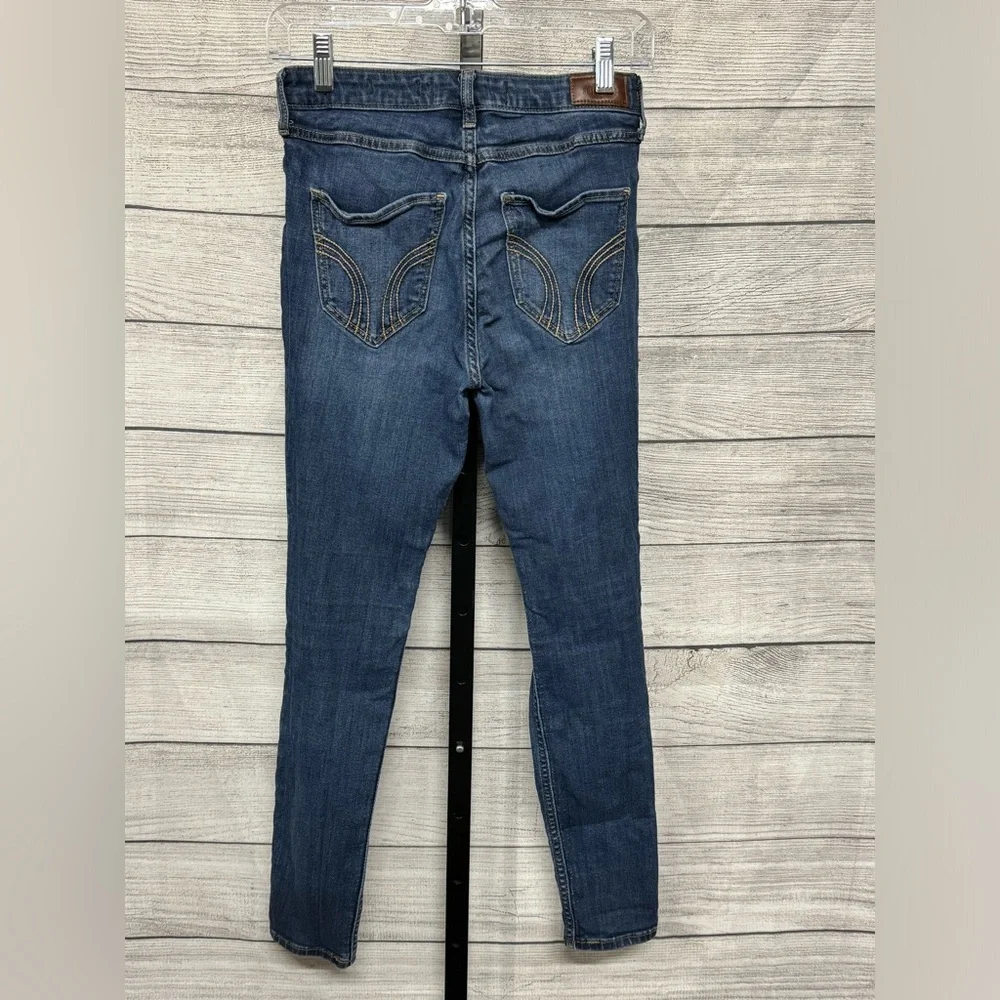 Hollister Jeans - Picture 2 of 5